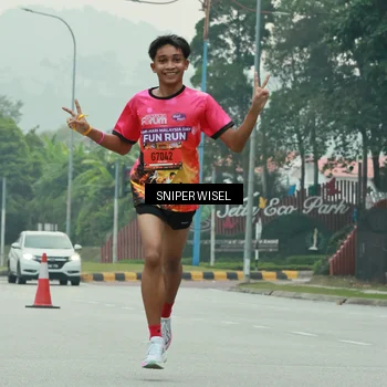 Runner Photo 7043401
