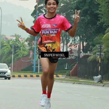 Runner Photo 7043415