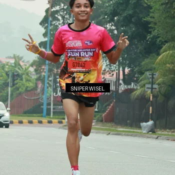 Runner Photo 7043418