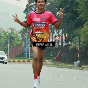 Runner Photo 7043424