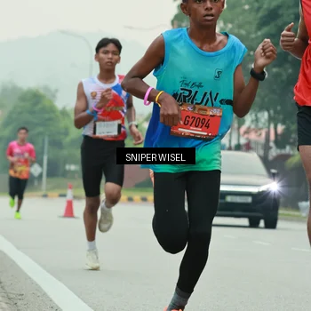 Runner Photo 7043457