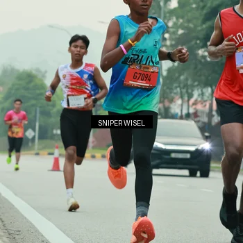 Runner Photo 7043462