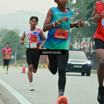 Runner Photo 7043463