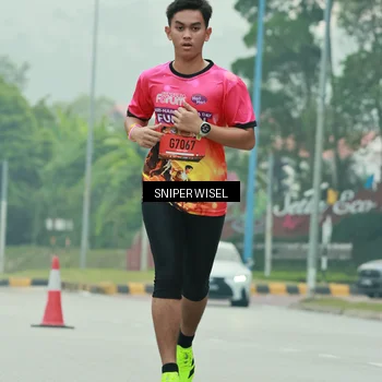 Runner Photo 7043467
