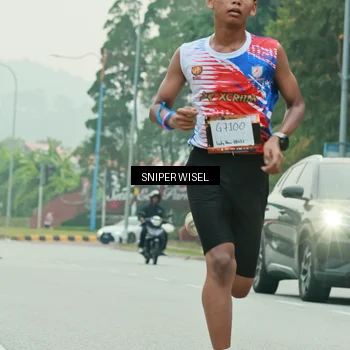 Runner Photo 7043472