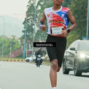 Runner Photo 7043476