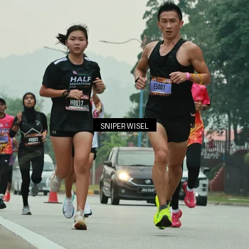 Runner Photo 7043509