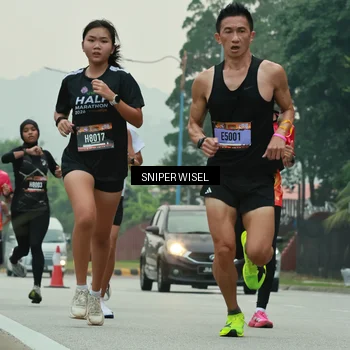 Runner Photo 7043518
