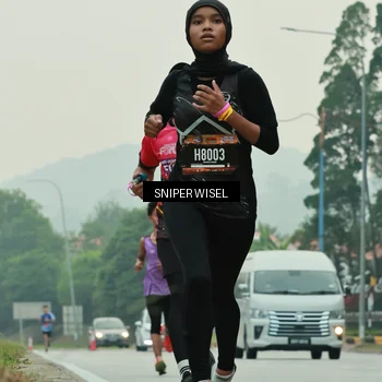 Runner Photo 7043525