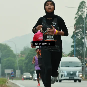 Runner Photo 7043532