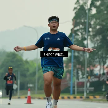 Runner Photo 7043576