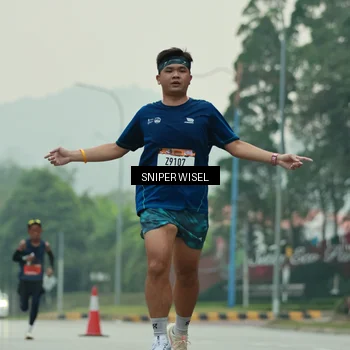 Runner Photo 7043577