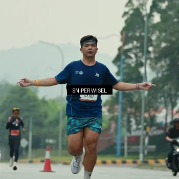 Runner Photo 7043578