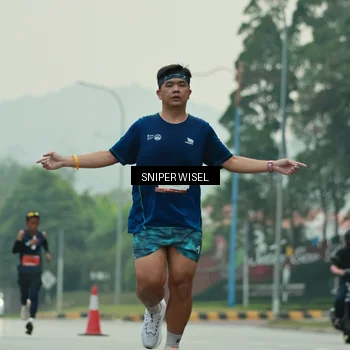 Runner Photo 7043579