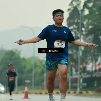 Runner Photo 7043586