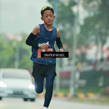 Runner Photo 7043597