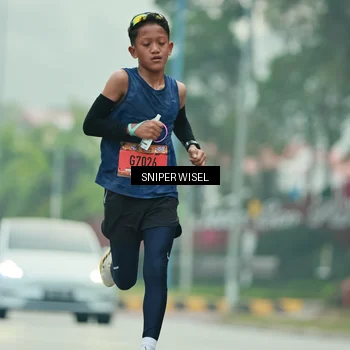 Runner Photo 7043598