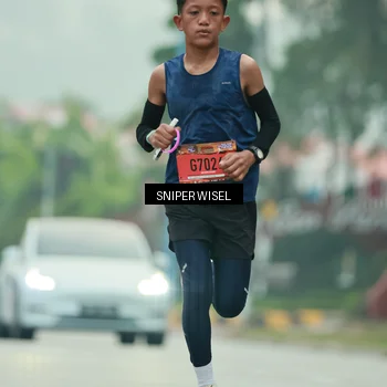 Runner Photo 7043616