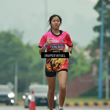 Runner Photo 7043622