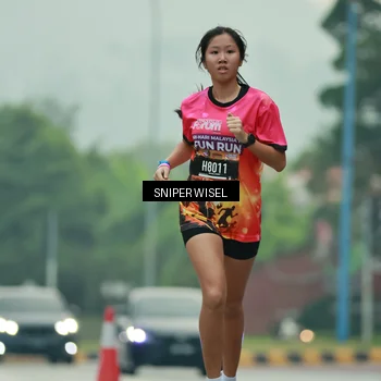 Runner Photo 7043629