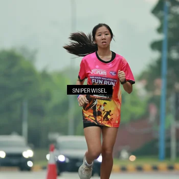Runner Photo 7043630