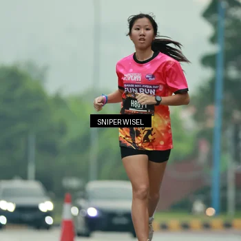 Runner Photo 7043632