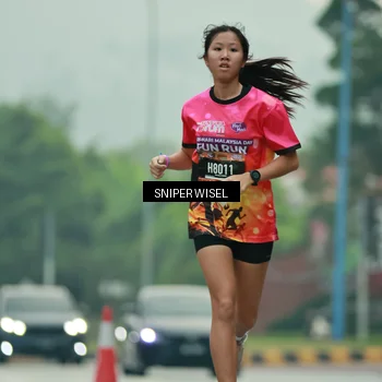 Runner Photo 7043640