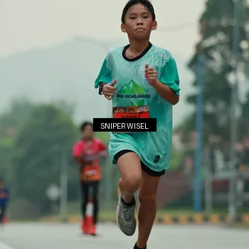 Runner Photo 7043684