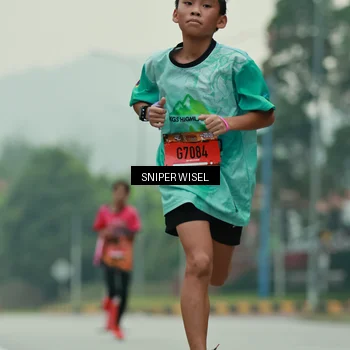Runner Photo 7043688