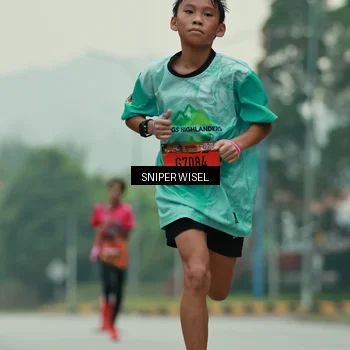Runner Photo 7043689