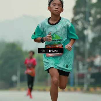 Runner Photo 7043691