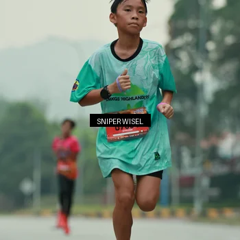 Runner Photo 7043692