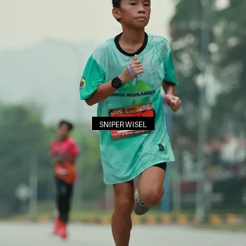 Runner Photo 7043694