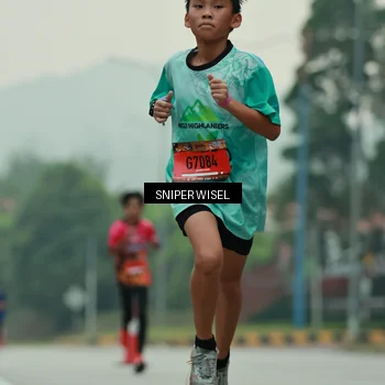Runner Photo 7043695