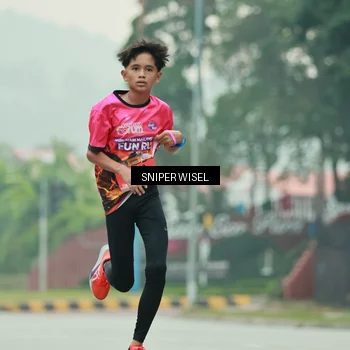 Runner Photo 7043697