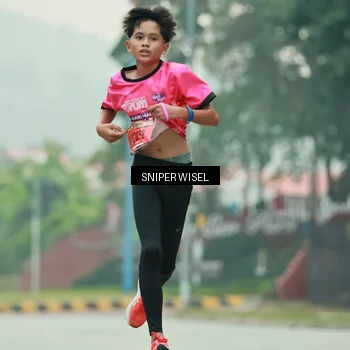 Runner Photo 7043703