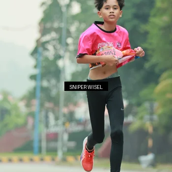 Runner Photo 7043718