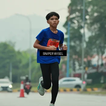 Runner Photo 7043721