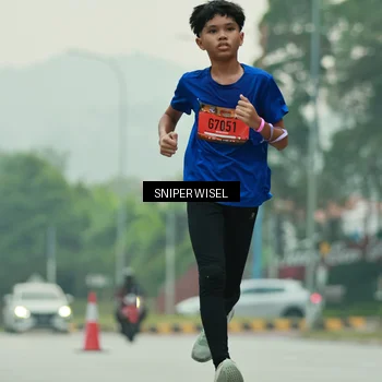 Runner Photo 7043733