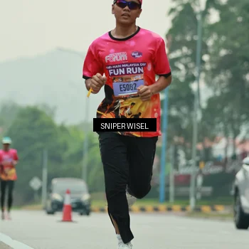 Runner Photo 7043782