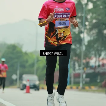 Runner Photo 7043787