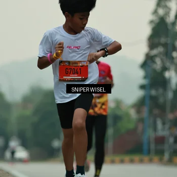 Runner Photo 7043790