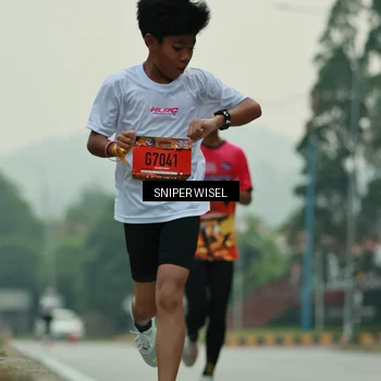 Runner Photo 7043792