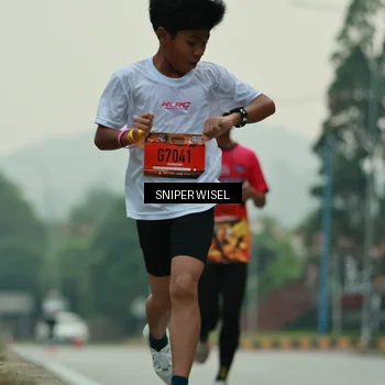 Runner Photo 7043794