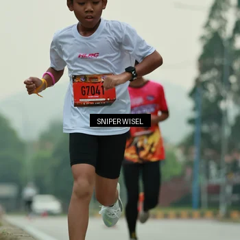 Runner Photo 7043807