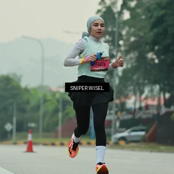 Runner Photo 7043836