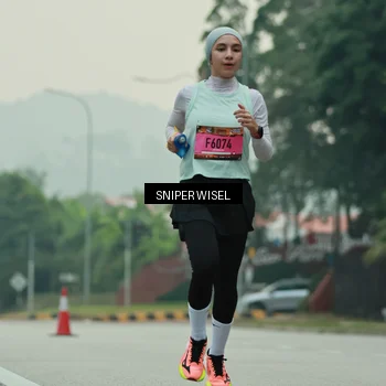 Runner Photo 7043842
