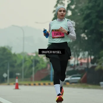 Runner Photo 7043850