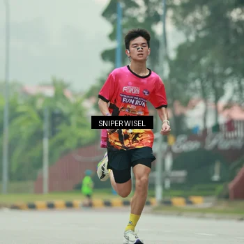 Runner Photo 7043878