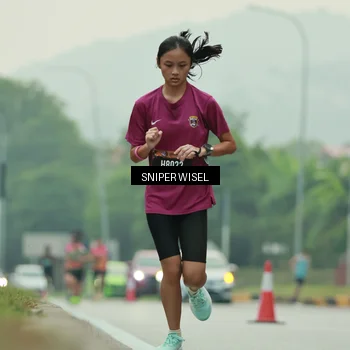 Runner Photo 7043895
